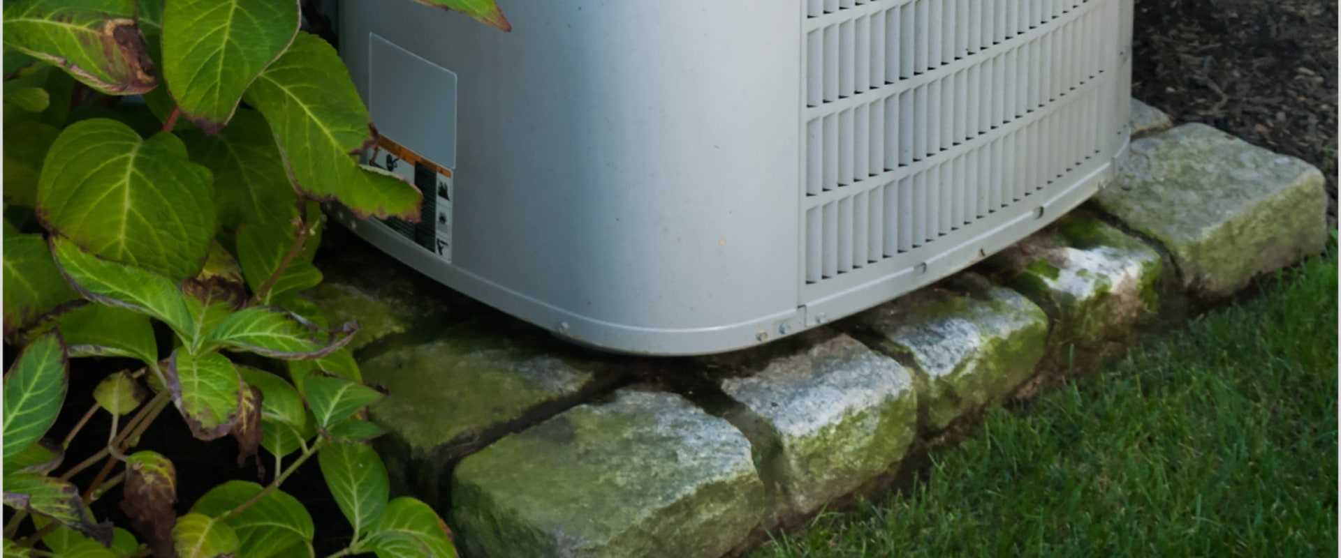 Improving Efficiency With 20x25x4 Air Filters Through HVAC Maintenance Service Near Miami FL
